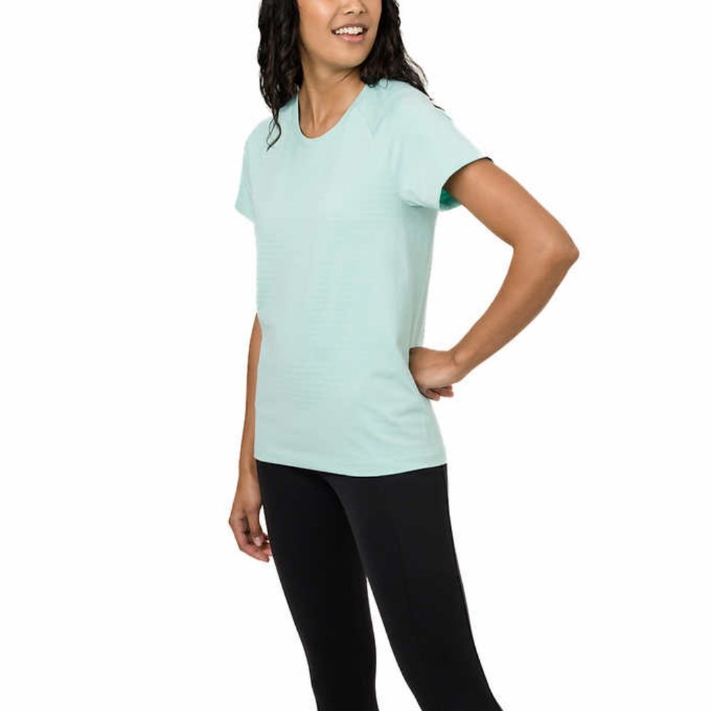 NWT Tuff Athletics Women's Seamless Lightweight Active Tee Size XL $40 2A002